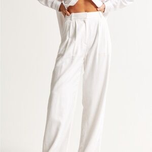 Abercrombie & Fitch white linen pants. Size 26